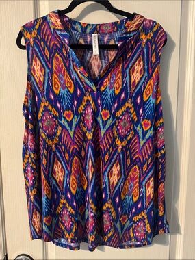 Chic Soul Vibrant Multicolor Print V-Neck Sleeveless Top